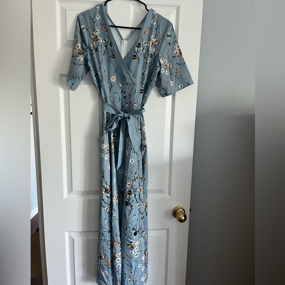 Brand New Fresh North Floral Wrap Jill Dress in Blue - Picture 2 of 2